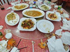 -滑记海鲜饭店·老字号(海鲜街店)