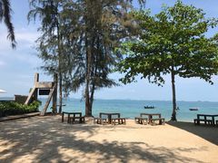 -Baan Ploy Samed Restaurant ร้านอาหารบ้านพลอยเสม็ด