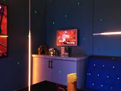 -唯爱KTV聚会餐厅(仙林东城汇店)