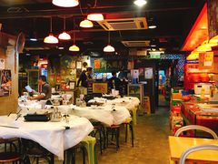 大堂-鲜入围煮花胶鸡海鲜火锅
