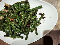 -耶里夏丽·新疆菜(田林东路店)