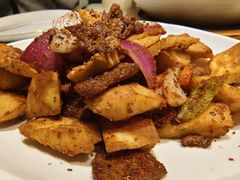 馕丁炒烤肉-阿里疆Alijiang·丝路美食·异域风情·清真(长楹天街店)
