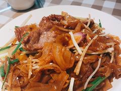 -新大咀港式茶餐厅(宝山万达店)