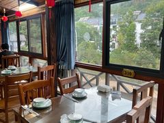 -芦茨金富饭庄·25年老字号·专做稻草鸡