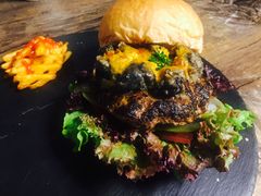 -HIGH FIVE哈福手工汉堡(桂林路店)