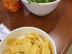 -楼外楼大刀肉传统火锅(西安大路店)