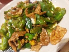 大碗小炒肉-新侗家食府(蟠桃宫店)