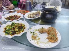 -范饭椰林川湘味海鲜·椰子鸡(三亚湾椰梦长廊店)