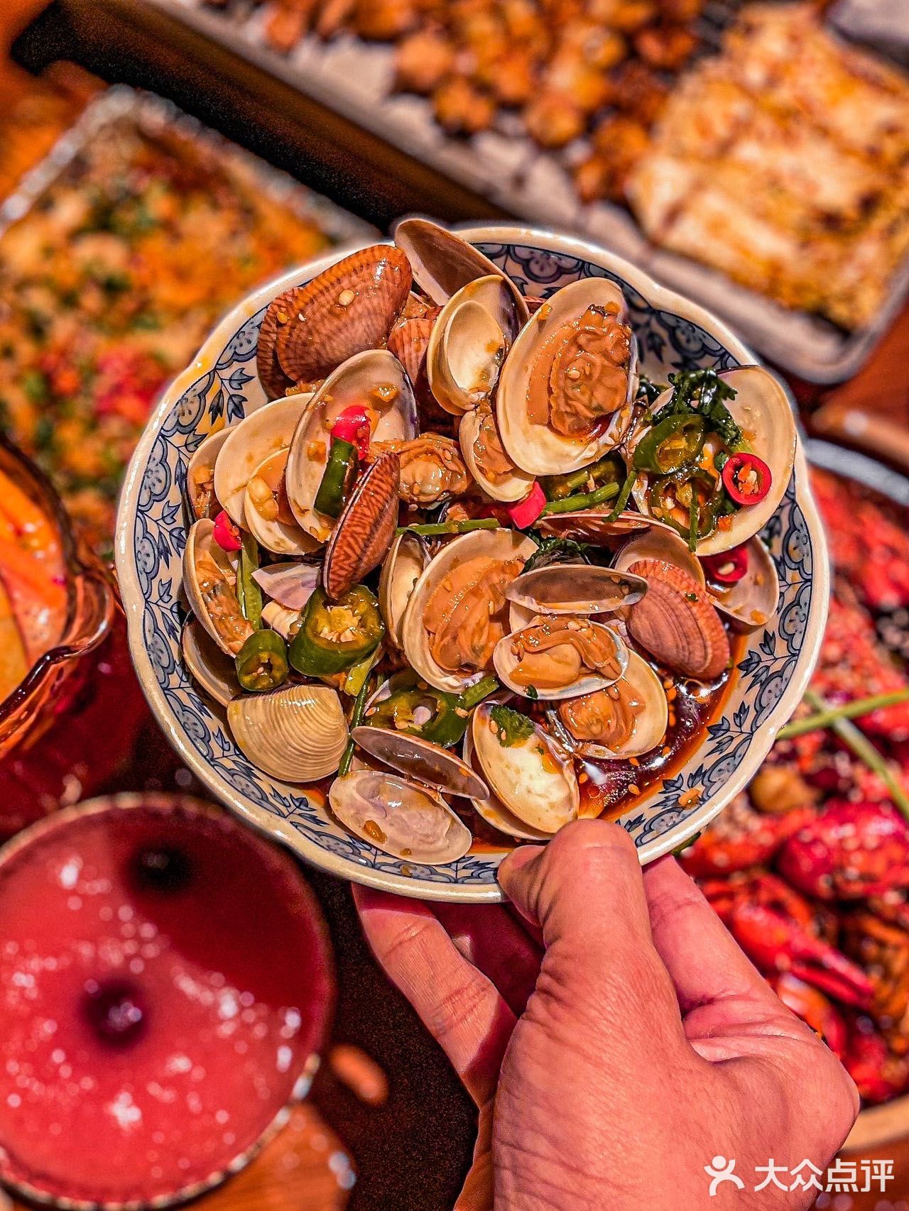 这家烧烤酒场我一周也就来5次吧