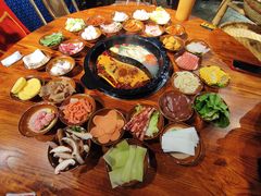 -地摊摊市井火锅(兰州总店)