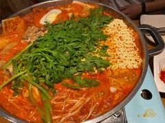 部队年糕鸡肉火锅-花腰餐吧Bistro烧烤 傣味(传媒大学店)