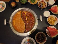 -沸炉重庆老火锅(军事博物馆店)