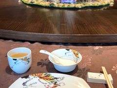 -景月阁空中食府(希尔顿酒店)