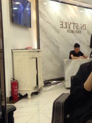 -专业烫发染发接发