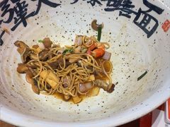 -李犟大爆鳝面·手工蟹黄包(湖滨西湖店)