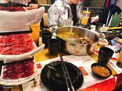 -左庭右院鲜牛肉火锅(金山万达店)