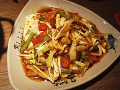 火爆黄喉-肖四女乐山跷脚牛肉(世博源店)