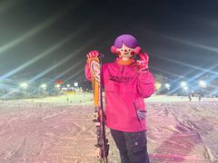 -采薇庄园四季滑雪场