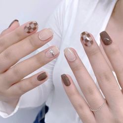 -悦指间美甲美睫