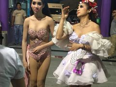 -西蒙人妖秀