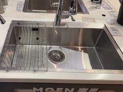 -百安居装修建材卖场(泰然店)