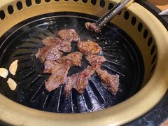 -炼火烤肉店