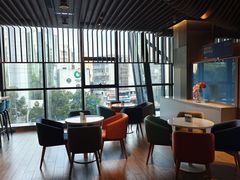 -珠海拱北口岸智选假日酒店