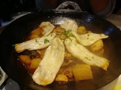 地锅鸡-眷江南之小蓝鲸(王府大街店)
