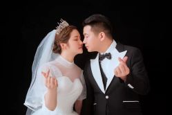-蒙太奇婚纱摄影(万达店)