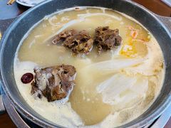 -亿诣蝎府炸酱面羊蝎子火锅(酷车小镇店)