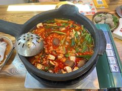 -黔二妞地摊火锅(龙华清湖店)