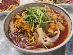 -汗腾格里·风味餐厅(新疆驻京办店)