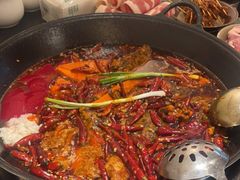 -四小区火锅·巷子里的重庆火锅(花照壁店)