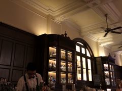 -LONG BAR 廊吧(外滩华尔道夫酒店)