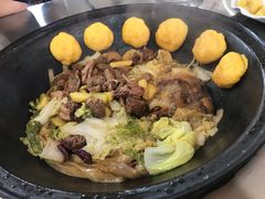 -粘豆包柴火铁锅炖