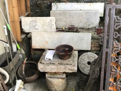 -邊城書店