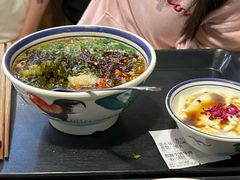 -云阿蛮云南生烫牛肉米线(奉贤路店)