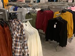 -H&M(鹏欣水游城店)