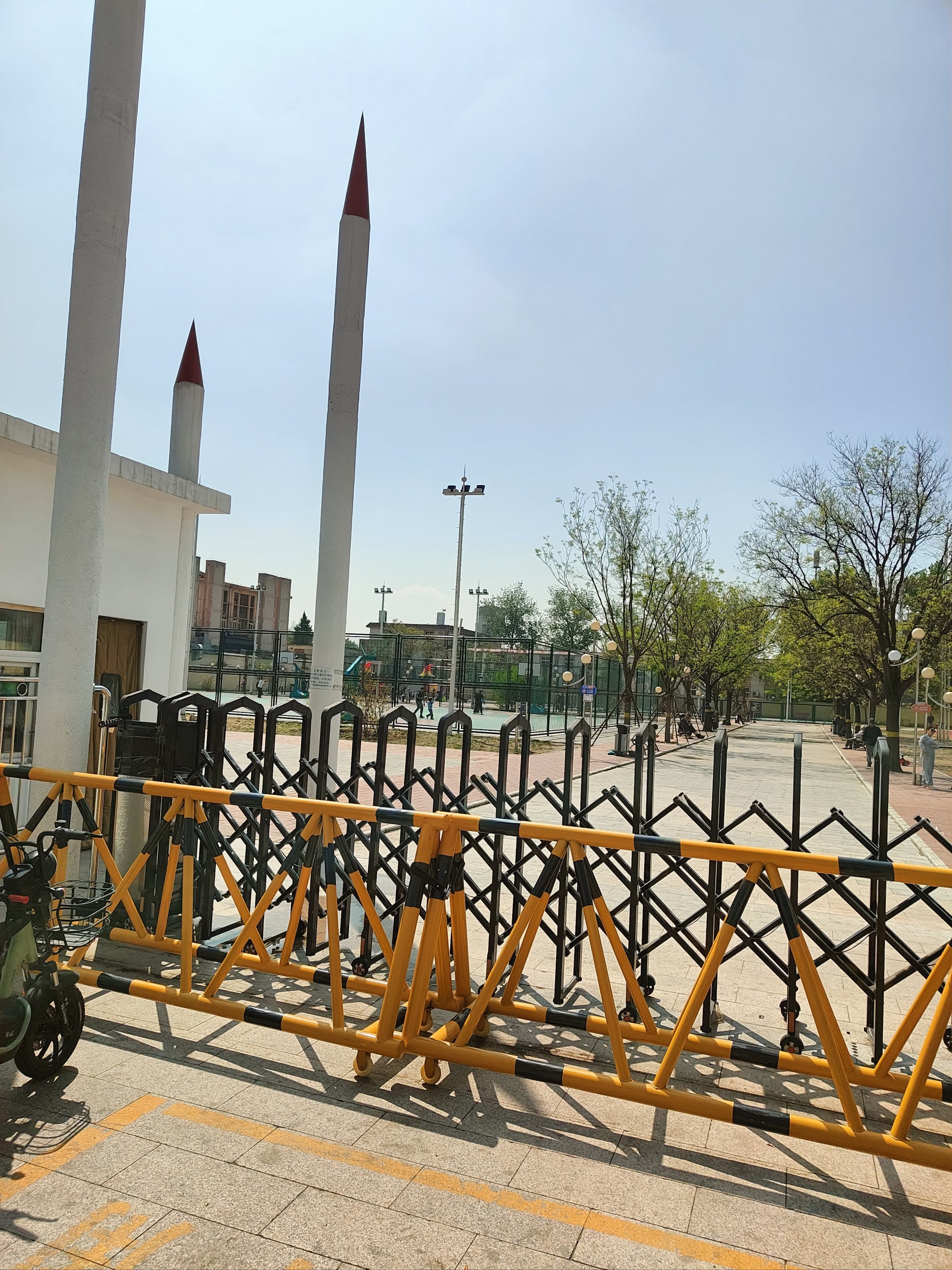 发展体育运动,增强人民体质