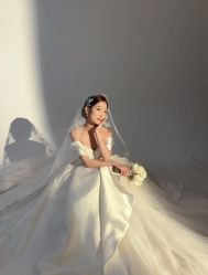 -雪中彩影婚纱摄影·微光艺术中心