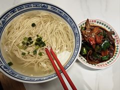-鲁达面馆本帮风味(共康东路店)