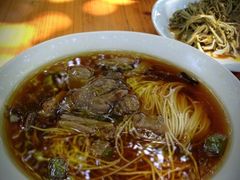 新鲜松树蕈油面-兴福老面馆(寺路街店)