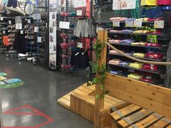 -迪卡侬(明光路店)