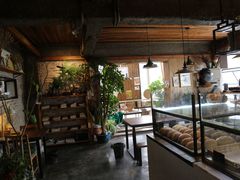 面包甜点陈列柜-仙峰天然面包(迎宾路店)