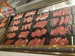 -享遇.锅姥姥牛排海鲜自助(小寨店)