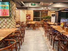 -蚝老板海鲜烧烤大排档(码头店)