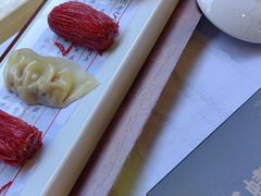 手工榴莲红枣酥拼三鲜菌菇蒸饺-酒蜻蜓·庭院私房菜(天元东路店)