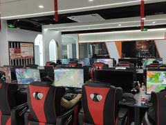 -鹏羽电竞馆(万盛东地铁站店)