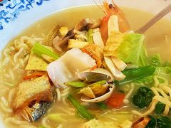 -霆记海鲜·只为这碗面(滨江店)