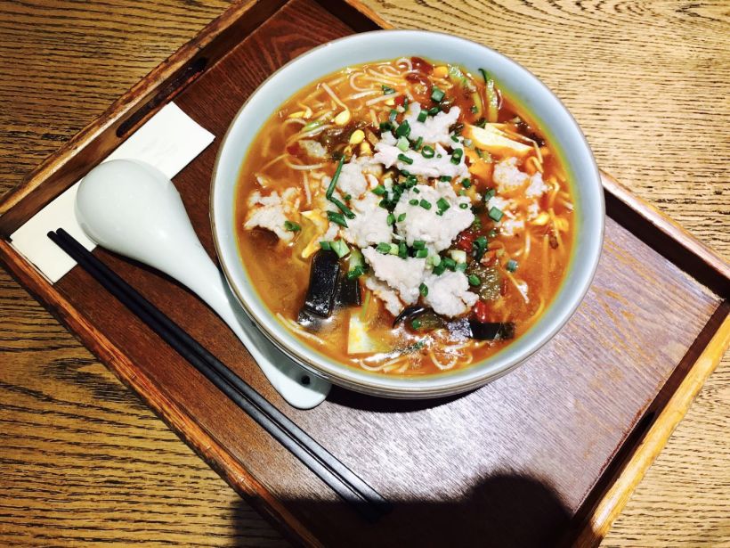 新品滑肉米线,可以堂食了!